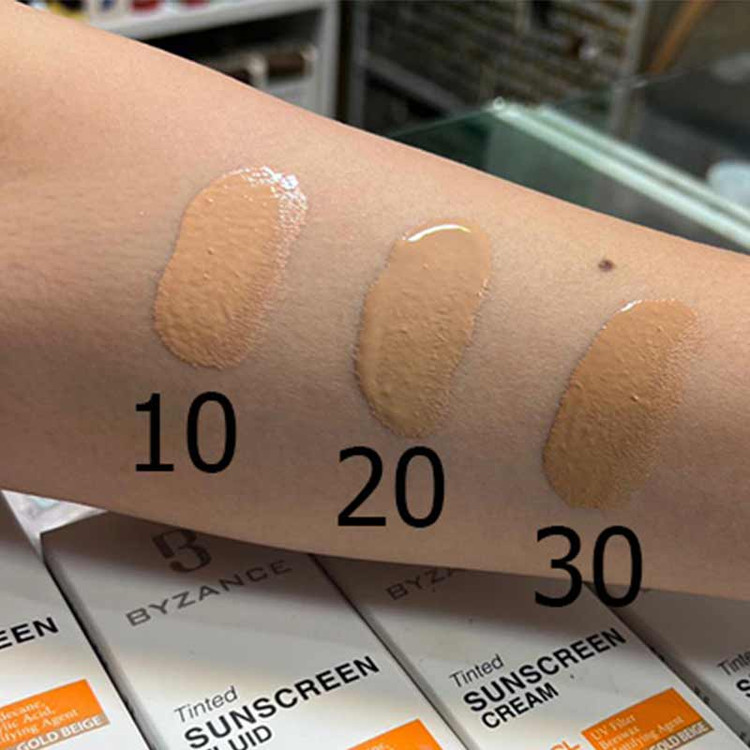 فلوئید ضد آفتاب کرم پودری +SPF50 بیزانس مناسب پوست مختلط و چرب 40 میلی لیتر